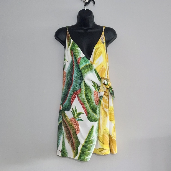 FARM Rio Azalea Forest Wrap Mini Dress Size M Tropical - Picture 1 of 13